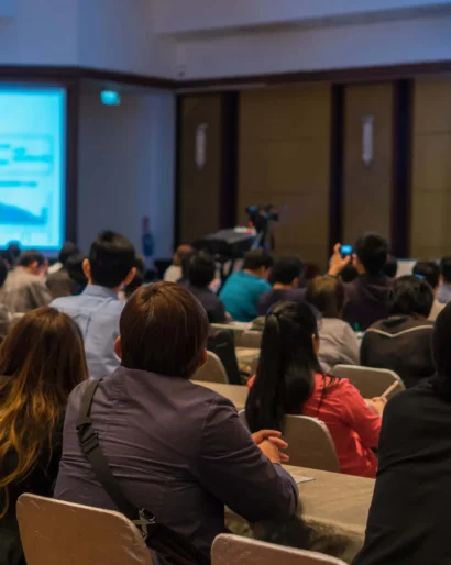 home-3-post-carousel-1